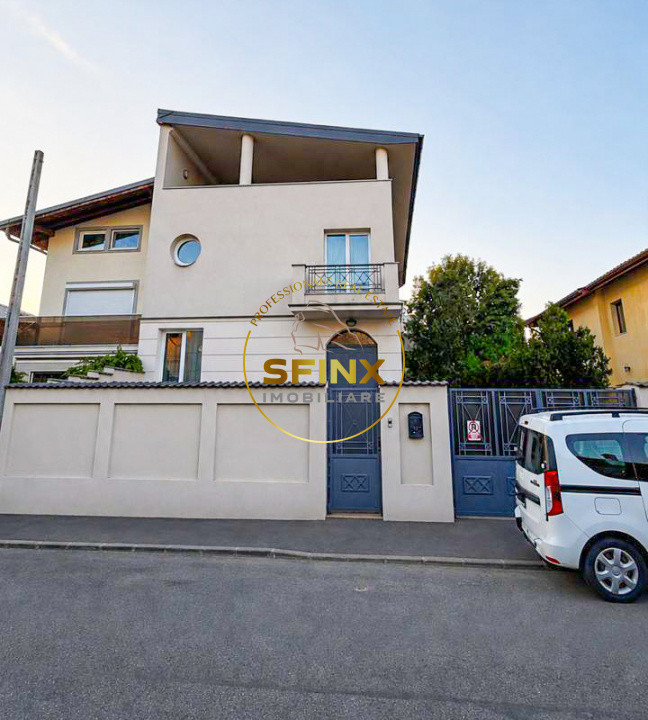 Casa 9 camere | Drumul Sarii | curte libera 300mp 