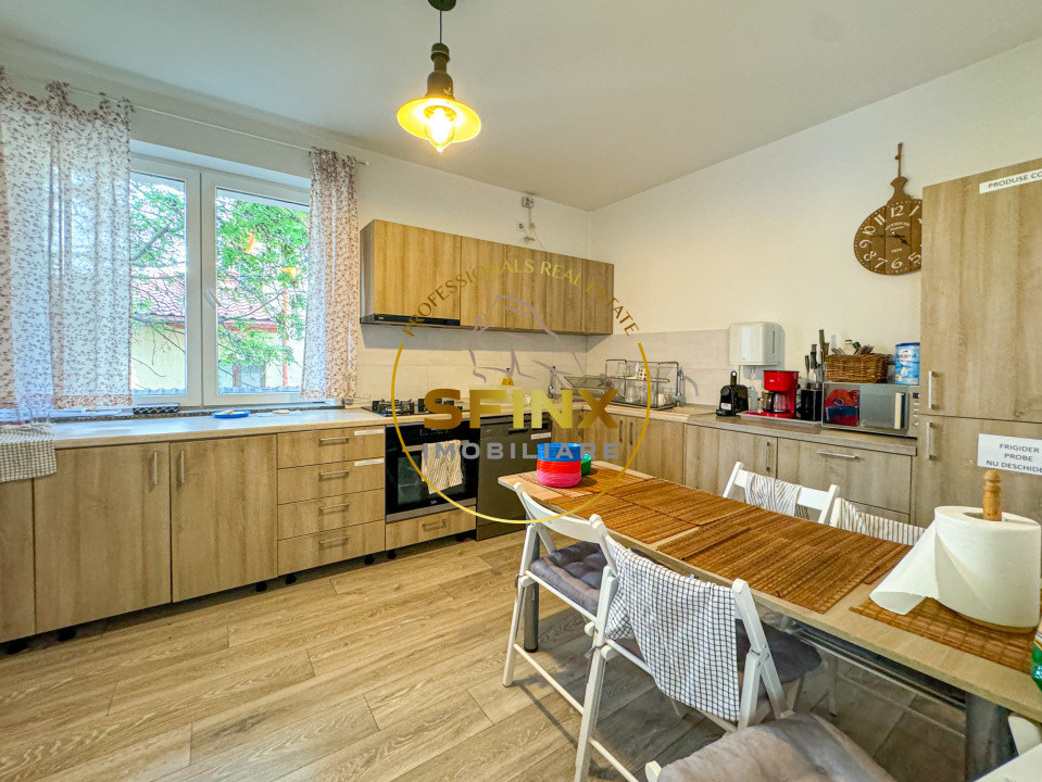 Casa 9 camere | Drumul Sarii | curte libera 300mp 