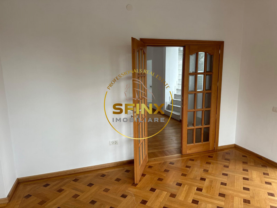 Drumuil Taberei | 11 Camere | Vilă spațioasă | curte 550 mp