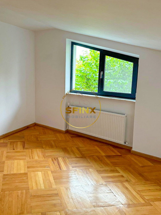 Drumuil Taberei | 11 Camere | Vilă spațioasă | curte 550 mp
