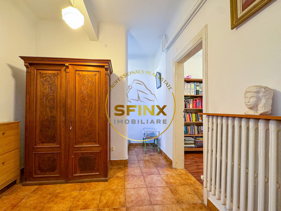 Casa Vatra Luminoasa | 6 camere | Curte proprie | Garaj