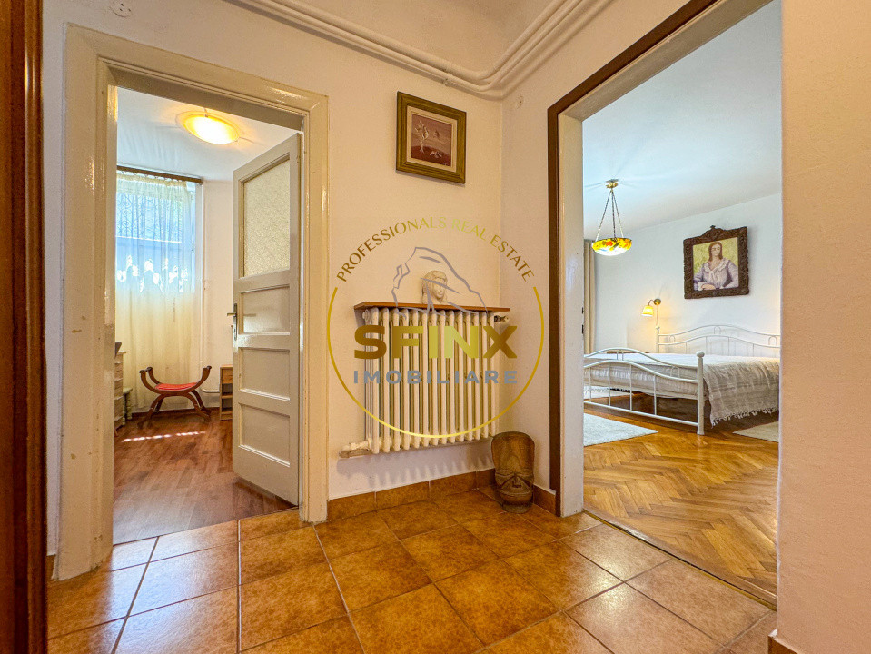 Casa Vatra Luminoasa | 6 camere | Curte proprie | Garaj