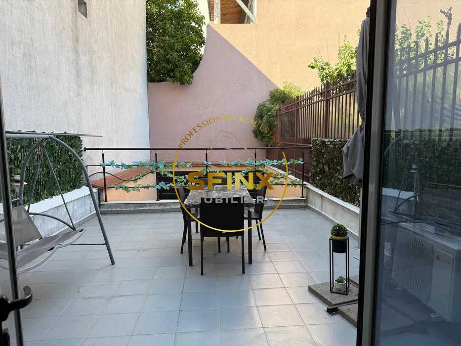 Spatiu Comercial/Birouri | Bd Unirii | parter | 90mp | terasa 20mp