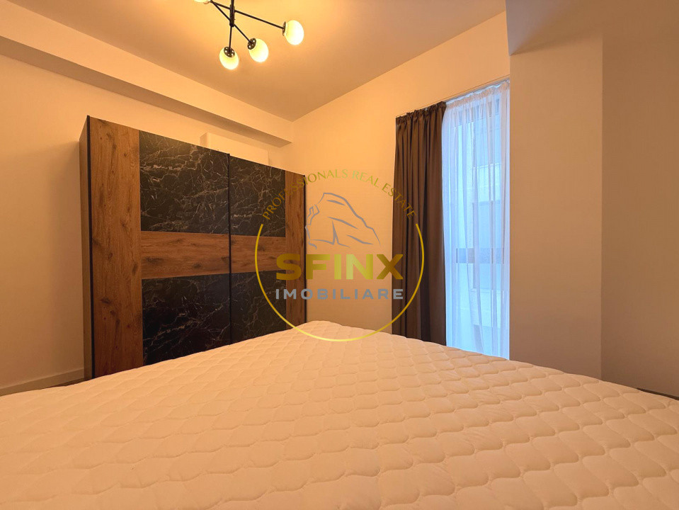 2 camere/ P-ta Alba Iulia/ Decebal/ parcare / centrala/ prima inchiriere