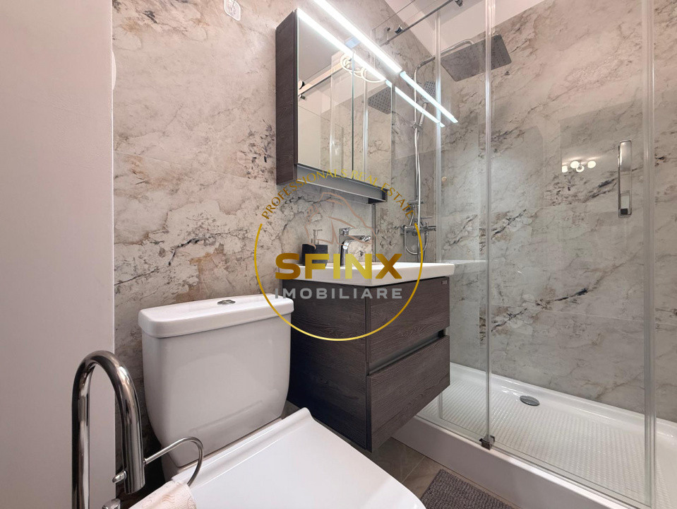 2 camere/ P-ta Alba Iulia/ Decebal/ parcare / centrala/ prima inchiriere