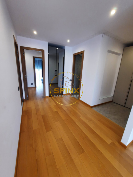 Primaverii,  beautiful 3 room penthouse, 3 baths, large terraces, parking