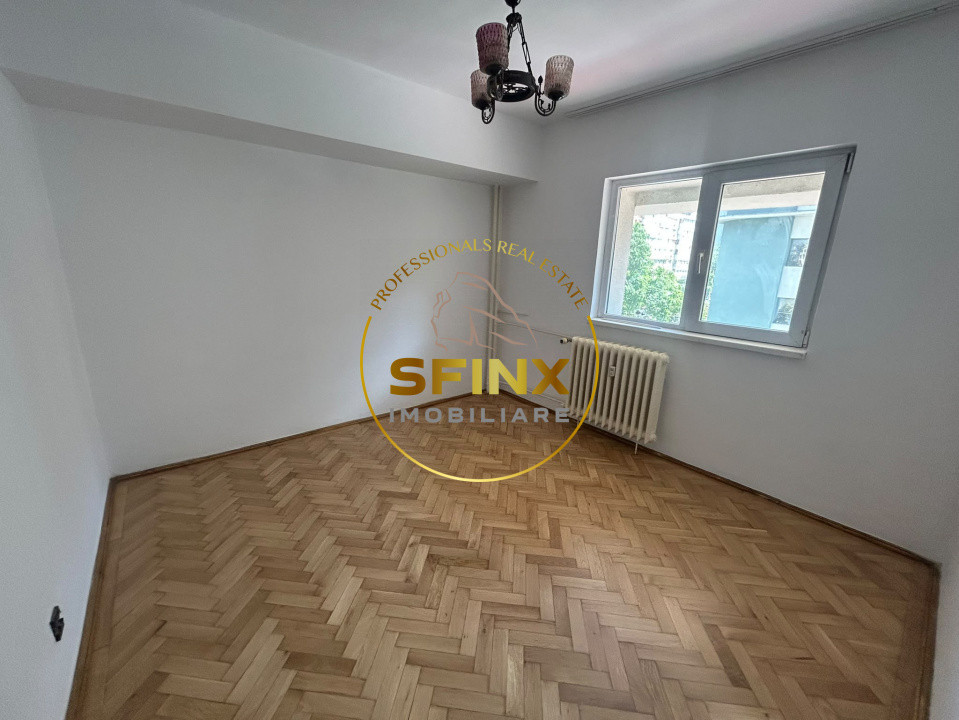 4 camere | Ion Mihalache | 98mp | Garaj