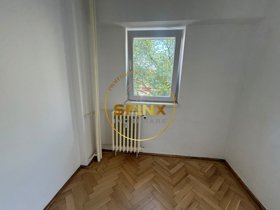 4 camere | Ion Mihalache | 98mp | Garaj
