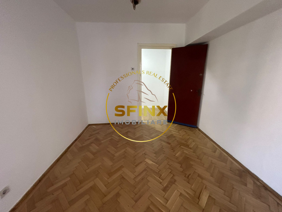 4 camere | Ion Mihalache | 98mp | Garaj