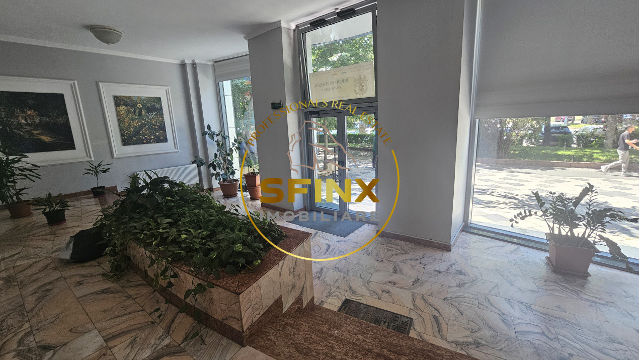 Garsoniera decomandata/ Piata Alba Iulia/ Decebal/ renovata