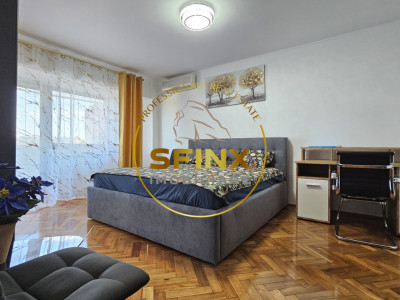 Garsoniera decomandata/ Piata Alba Iulia/ Decebal/ renovata