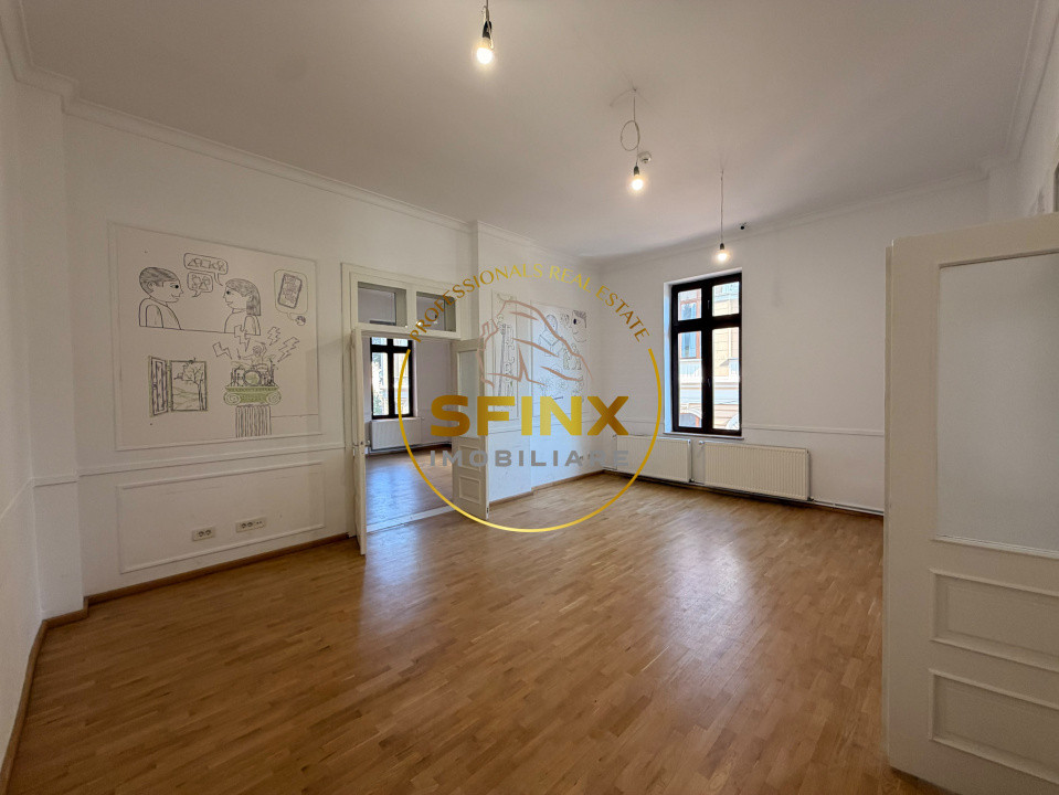 Vilă P+2+M | Ultracentral | 440 mp | 3 intrări 