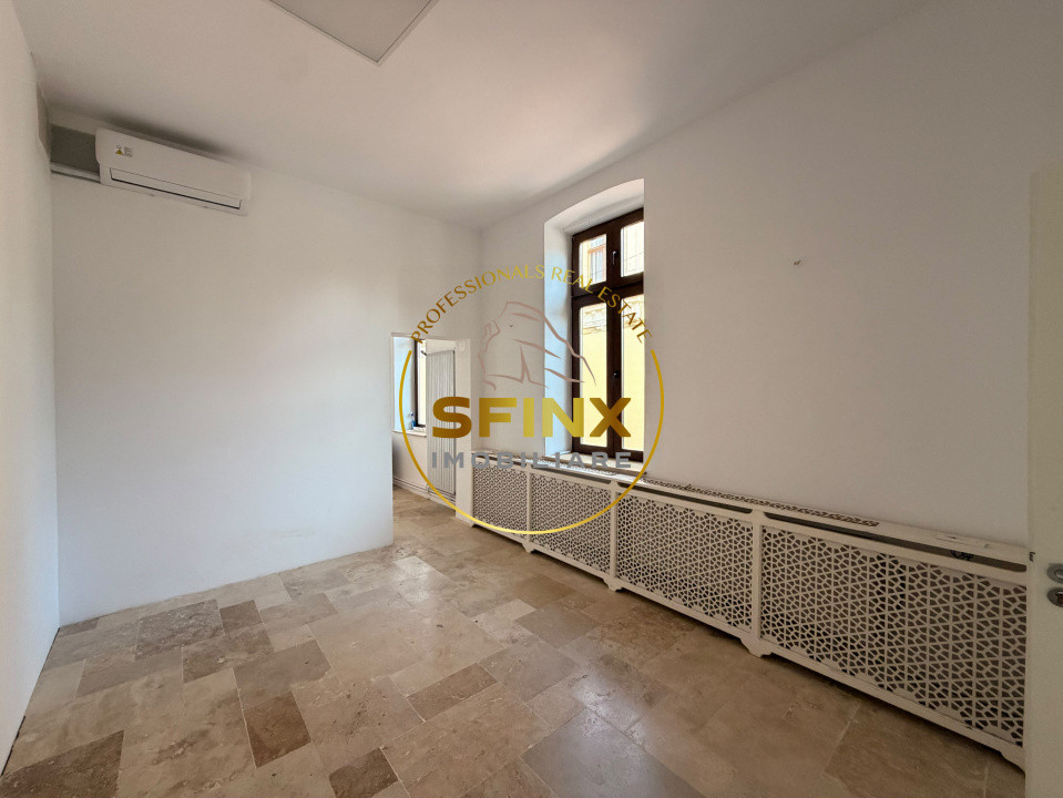 Vilă P+2+M | Ultracentral | 440 mp | 3 intrări 