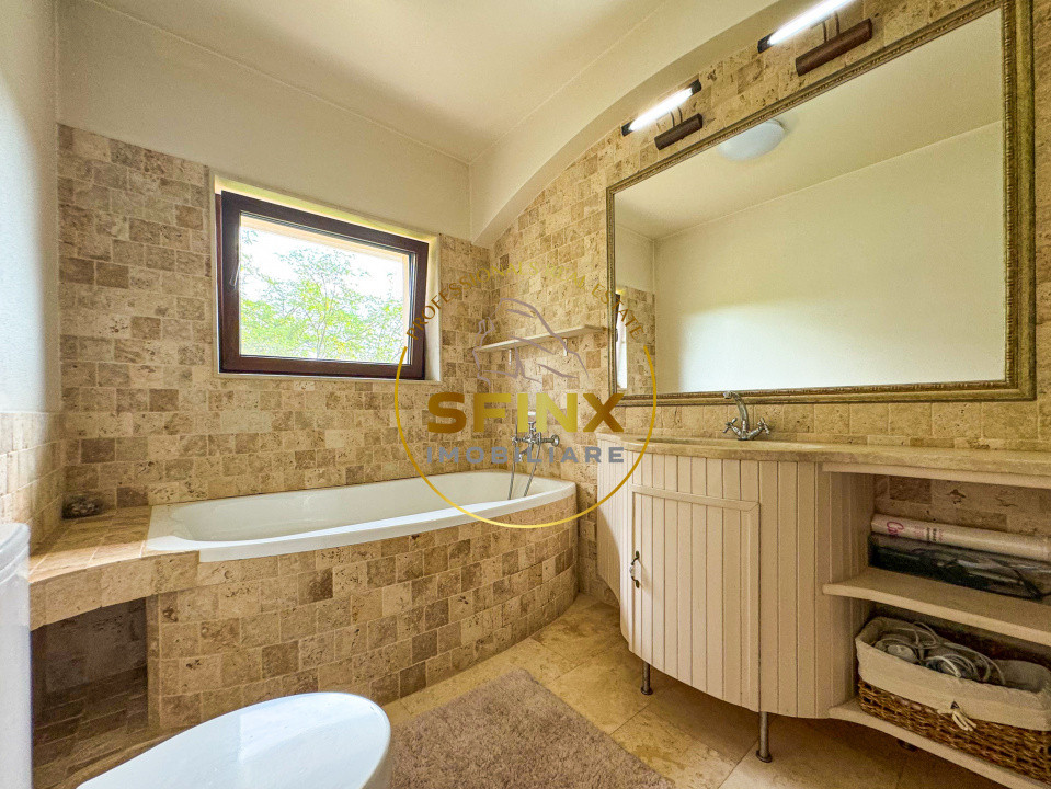 Casa speciala pe malul lacului Scrovistea | Ponton | Padure | Livada 