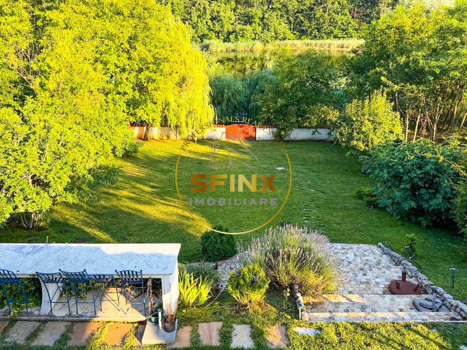 Casa speciala pe malul lacului Scrovistea | Ponton | Padure | Livada 