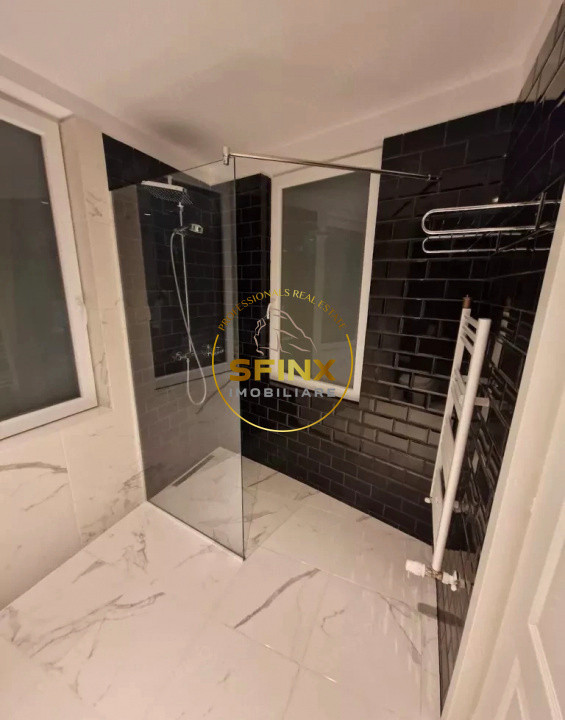 Studio dublu/ vila/ Mosilor/ Obor/ metrou/ curte comuna/ centrala  