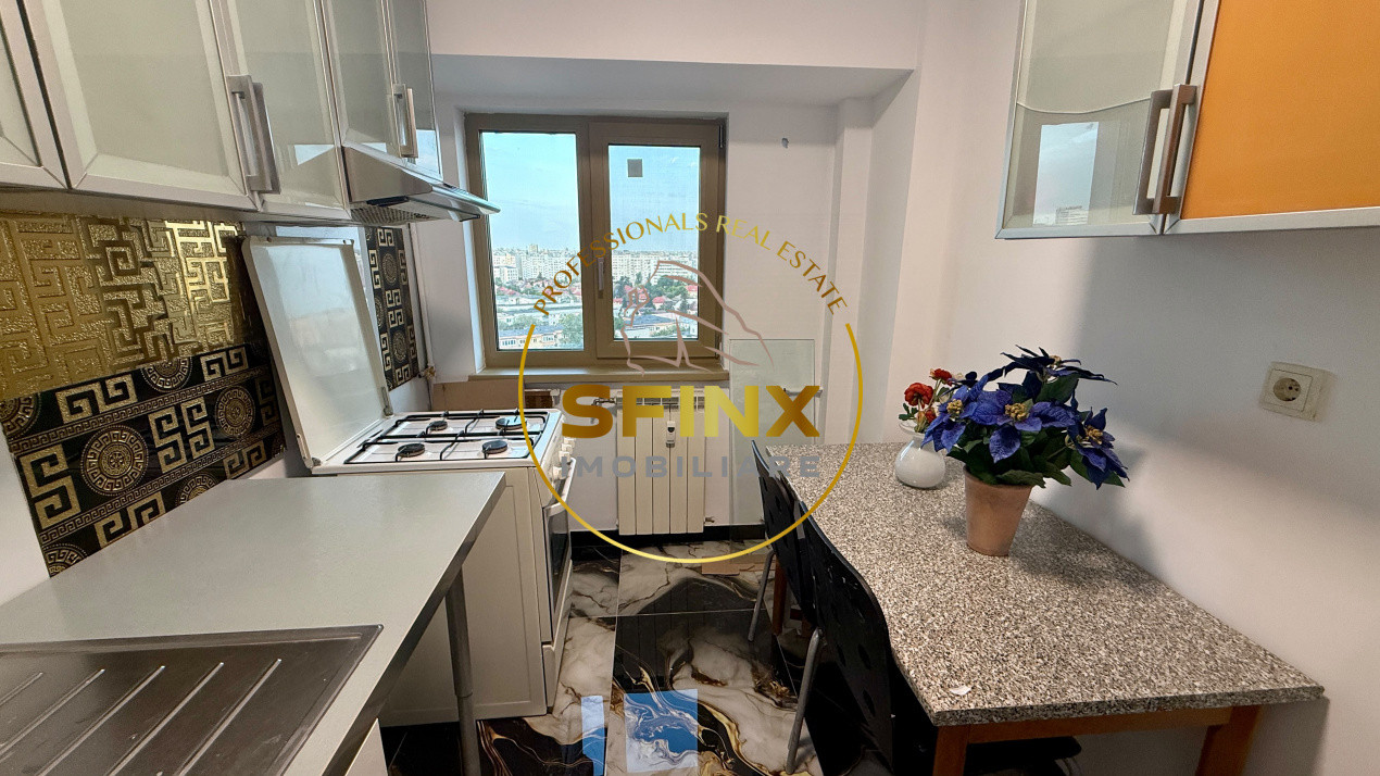Garsoniera decomandata/ Piata Alba Iulia/ Decebal/ renovata