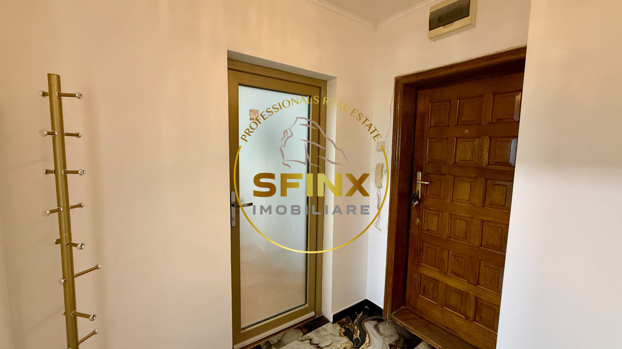 Garsoniera decomandata/ Piata Alba Iulia/ Decebal/ renovata
