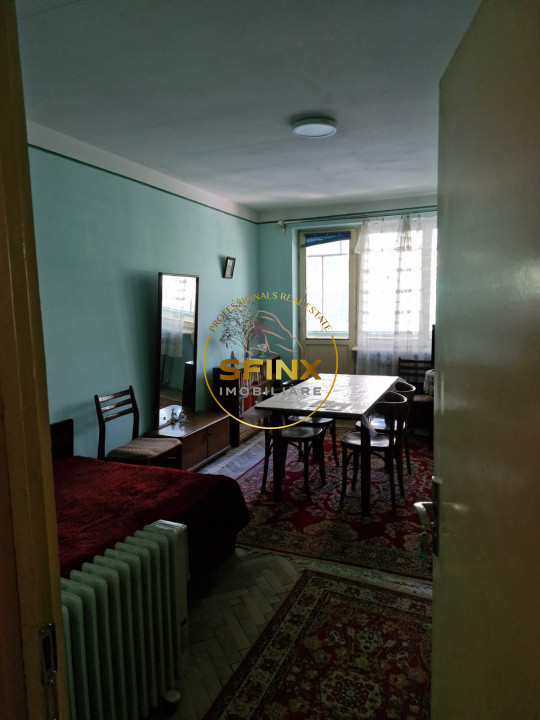 Apartament 3 camere, 51,6 mp cu balcon, etaj 1, Dorohoi – renovabil