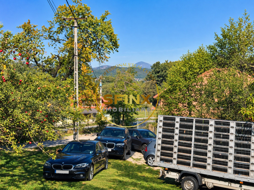 Teren intravilan 3.951 mp, Predeluț-Bran | 2 fronturi stradale 78 m + 99 m 