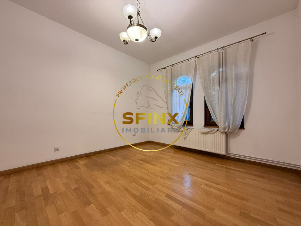 Vila individuală Decebal/ Piata Alba Iulia/ 5 camere/ curte/  ideal birou