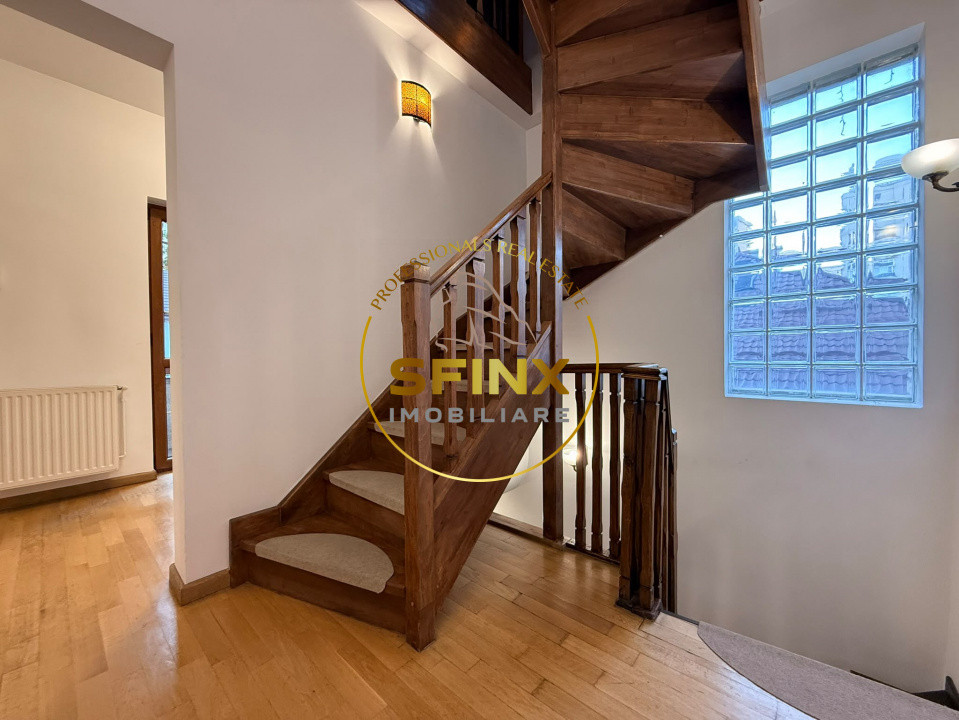 Vila individuală Decebal/ Piata Alba Iulia/ 5 camere/ curte/  ideal birou