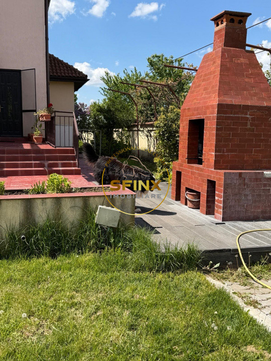 Domeniu privat la lac | 7.500 mp, piscină interioară, tenis și ponton