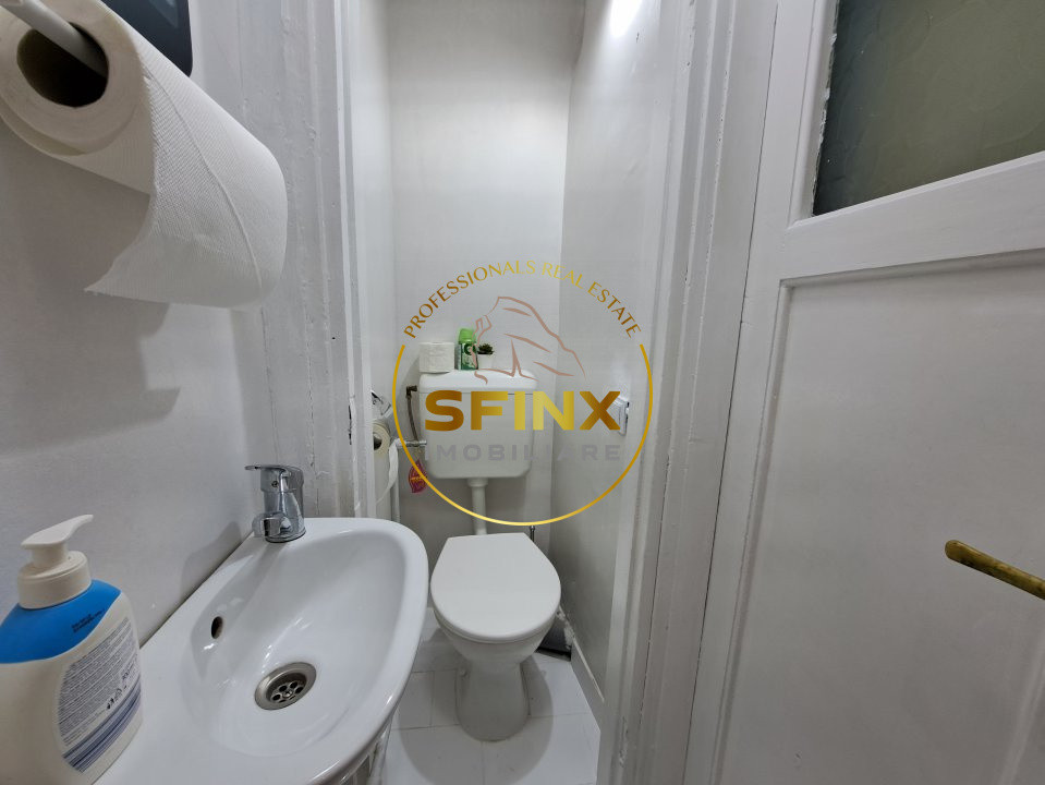 De inchiriat spatiu comercial stradal 