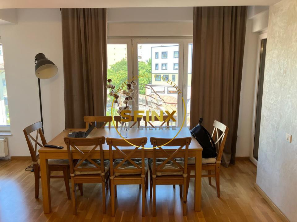 Stefan cel Mare/ Eminescu/ 3 camere/ bloc 2008/ centrala/parcare/ 2 bai