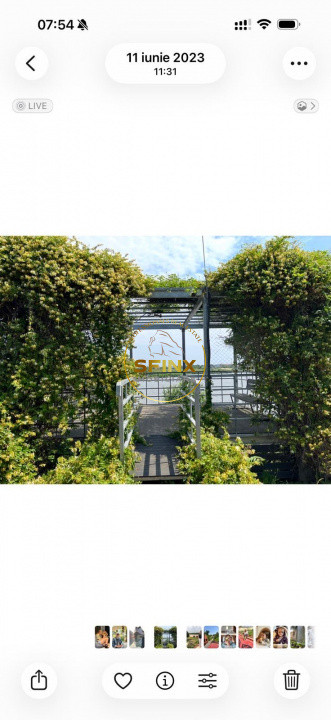 Domeniu privat la lac | 7.500 mp, piscină interioară, tenis și ponton