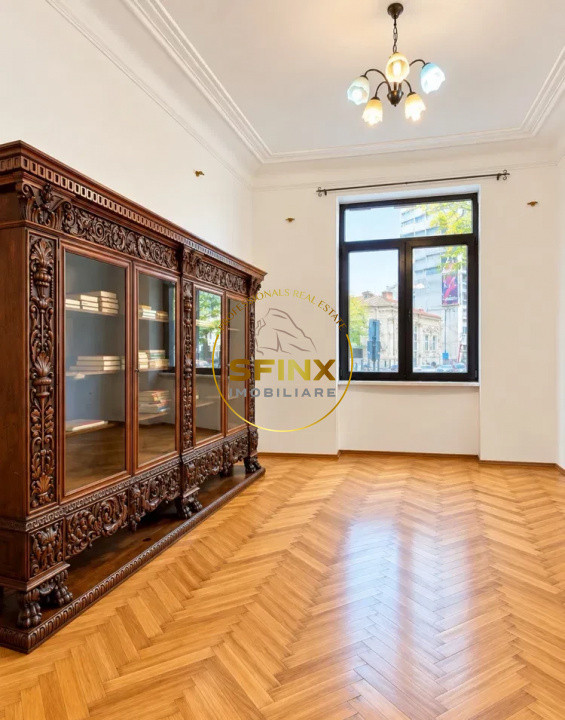  De vanzare | Vila Interbelica | 3 camere | 85mp 