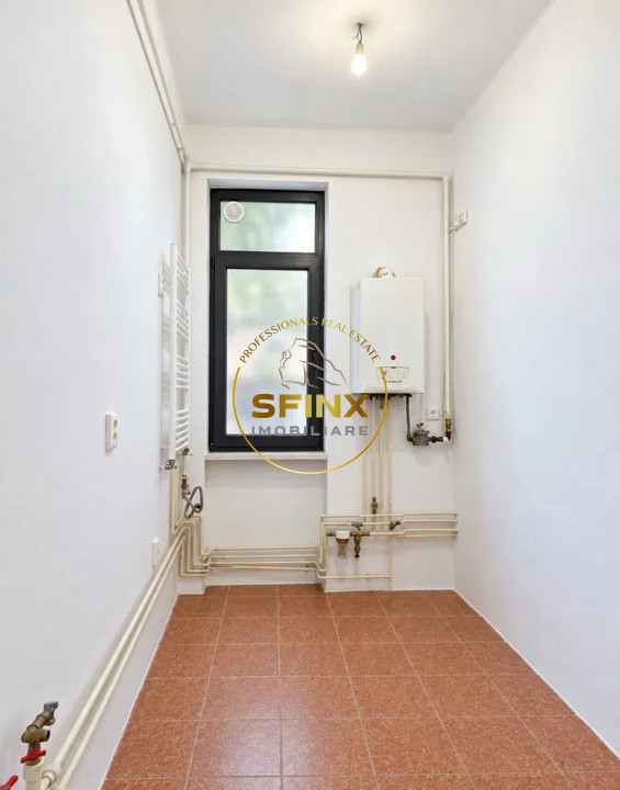  De vanzare | Vila Interbelica | 3 camere | 85mp 