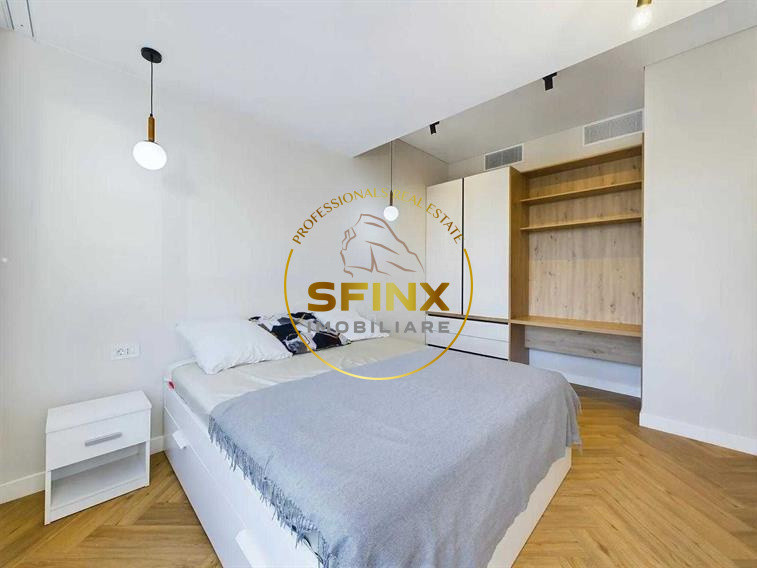 2 CAMERE | CATTED FAMILY | 15 MINUTE METROU 