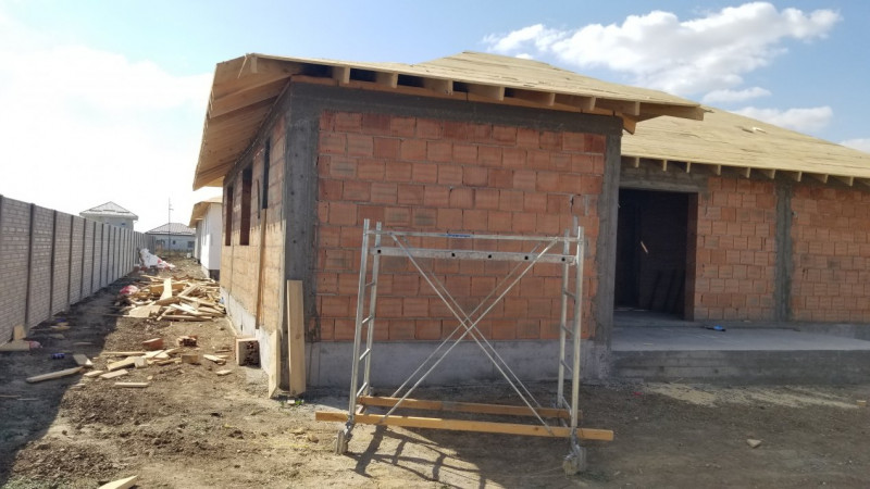 Case de Vanzare Sabareni langa  Padure/ Comision 0