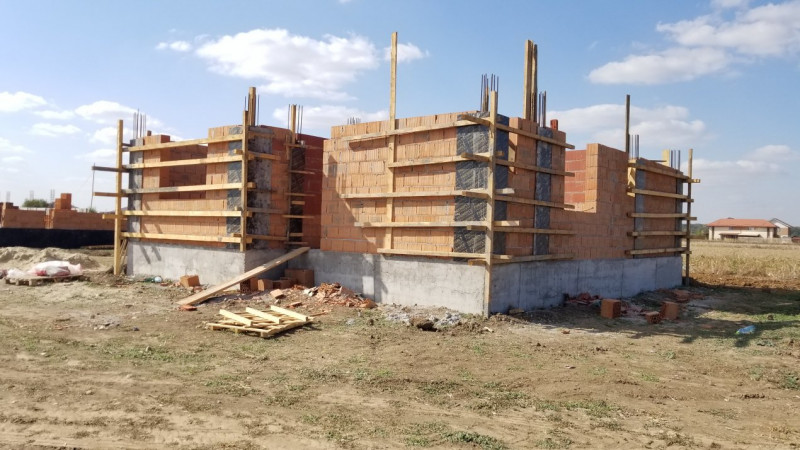 Case de Vanzare Sabareni langa  Padure/ Comision 0