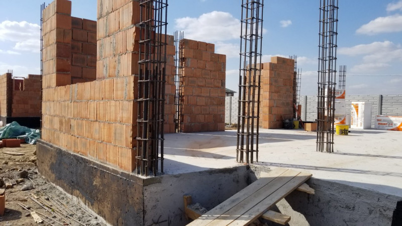 Case de Vanzare Sabareni langa  Padure/ Comision 0