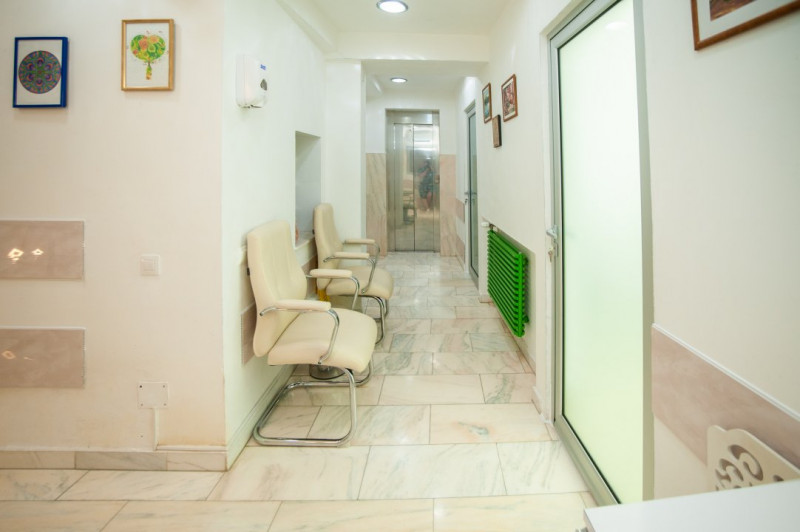 Inchiriere clinica, acces dublu, lift, Bucurestii Noi