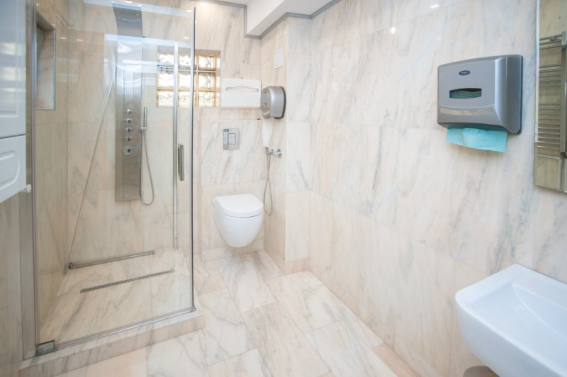 Inchiriere clinica, acces dublu, lift, Bucurestii Noi