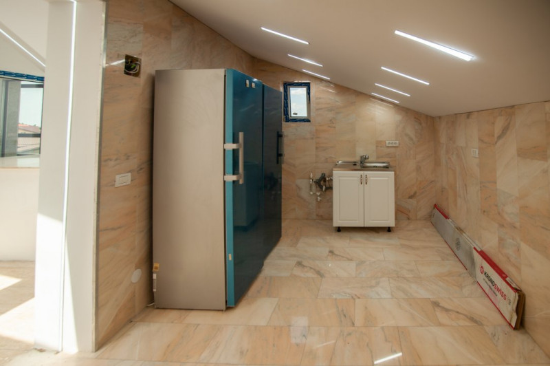 Inchiriere clinica, acces dublu, lift, Bucurestii Noi